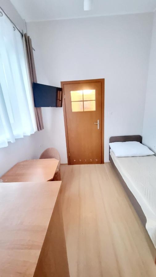 Pokoje Arka Międzywodzie Exterior foto